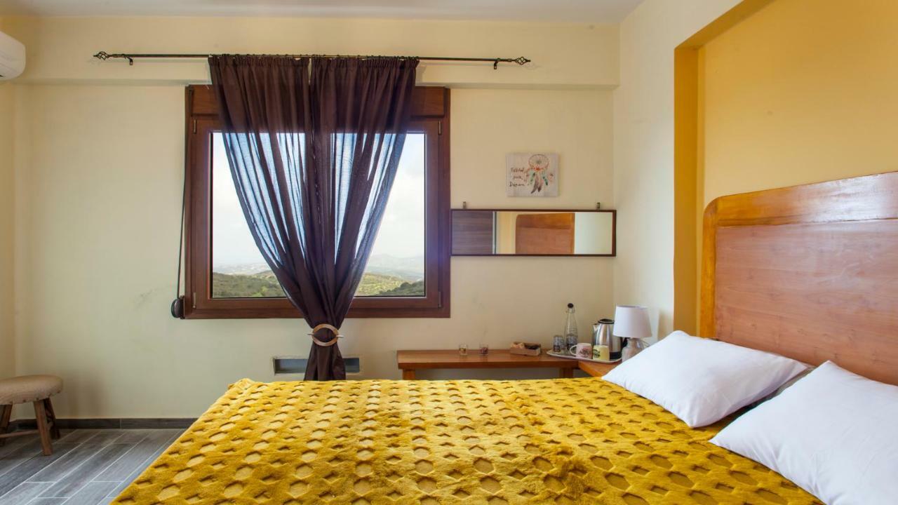 Fοivos And Athina Villas Архане Екстер'єр фото